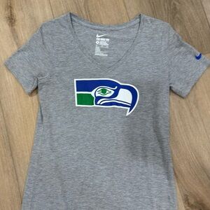 Nike Women's Gray Seahawks Logo Tee